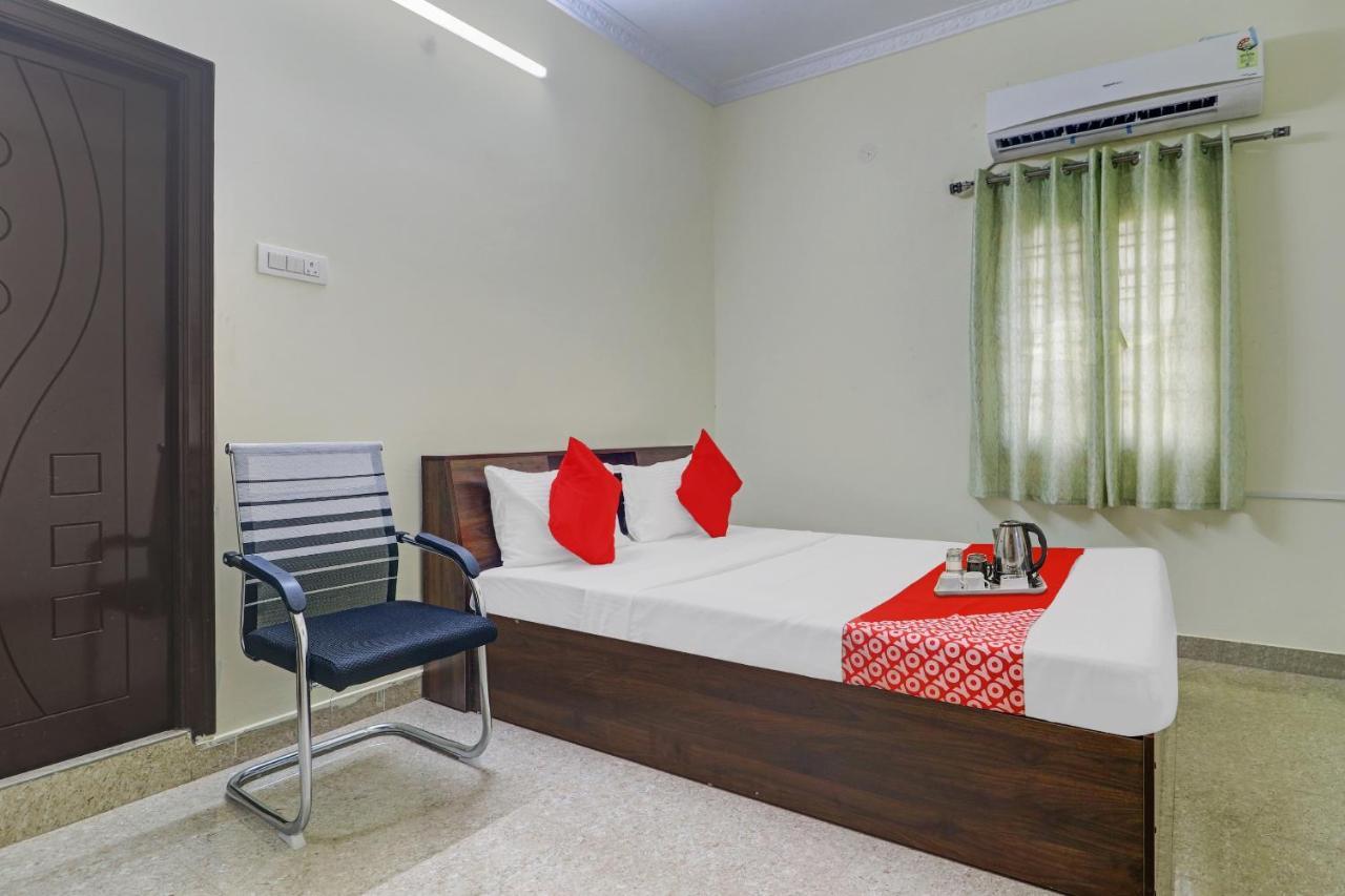 Hotel O S V Residency Kajaguda Near Gachibowli ハイデラバード エクステリア 写真