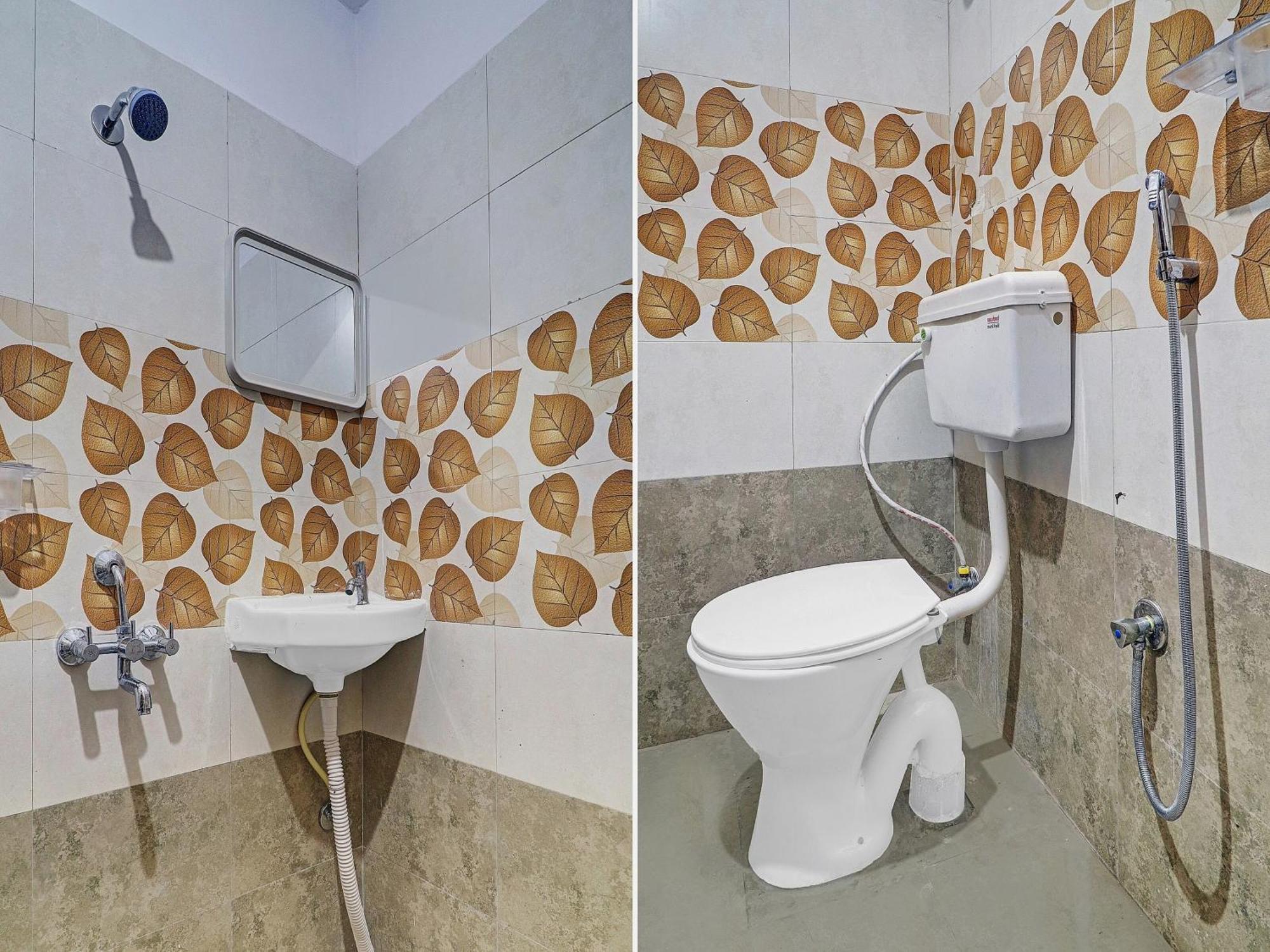 Hotel O S V Residency Kajaguda Near Gachibowli ハイデラバード エクステリア 写真