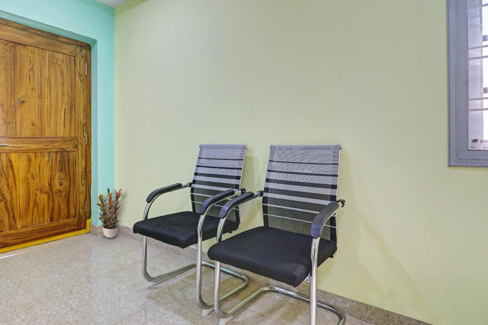 Hotel O S V Residency Kajaguda Near Gachibowli ハイデラバード エクステリア 写真